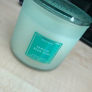 Bath & Body Works 3 Wick Candle